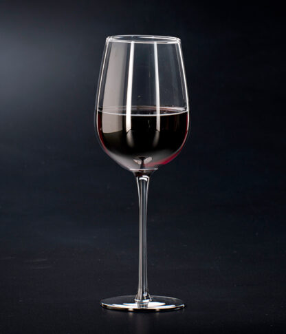 שישיית גביעי יין מבית פוד אפיל כוס כוס יין בנפח 440 מ"ל בגווני שחור מעושן ועדכני