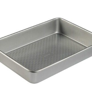 תבנית אפיה עמוקה 40x28x8 ס"מ תבנית מקצועית מסדרת Silver Anodized בשיתוף מיקי שמו עשויה מסגסוגת אלומיניום איכותית בטכנולוגיית אנודיזציה מתקדמת, ללא ציפוי. עמידה במיוחד - לא מתעוותת גם בהקפאה נון-סטיק טבעי - ללא צורך בציפוי, נוחה לניקוי פיזור חום אחיד - לאפייה אחידה ולחיסכון בזמן בסיס נשלף + מד גובה פנימי - לשליטה מדויקת בתוצאה!