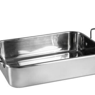 תבנית גדולה רב שימושית מנירוסטה. מושלמת להשריית נתחים גדולים במרינדה צלייה בתנור אפייה וכמובן הגשה עשוי מנירוסטה איכותית שאינה מחלידה מידות: אורך 42 ס"מ, רוחב 30 ס"מ, גובה הדופן: 10 ס"מ, גובה כולל ידיות 14 ס"מ מתאים לשימוש על כיריים גז חשמל הלוגן וקרמי - אינו מתאים לשימוש באינדוקציה מתאים לשטיפה במדיח הכלים.