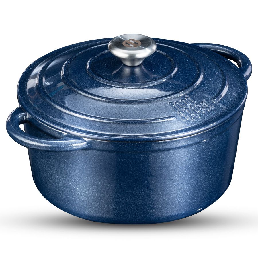 האלגנטיות הגיע גם ליציקות הברזל סיר יציקת ברזל בנפח מושלם של 6.3 ליטר סיר הקדירה המשפחתי הגודל הפופולרי ביותר מבית יציקות הברזל. מושלם להכנת קדירות מרקים חמין ועוד שפע תבשילי חורף נהדרים תכונות המוצר: ציפוי אמאיל נון סטיק המונע הדבקות המזון וקל לניקוי גוף כבד השומר חום לאורך זמן. עמיד לאורך זמן עיצוב רטרו מרהיב מכסה steam dream השומר לחות קבועה בתוך הסיר מתאים לשימוש על כל סוגי הכיריים כולל אינדוקציה ניתן לשימוש עד 220 מעלות מידות המוצר: 28X13 ס"מ | נפח: 6.3 ליטר 5 שנות אחריות יבואן רשמי.