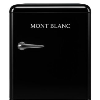 זה כל כך יפה שהיינו חייבים להכיר ביניכם :)  מקרר בעיצוב רטרו משגע ובמחיר שכל אחד יכול להרשות לעצמו. הסוף לקובייה המשעממת בצבע לבן - אנחנו מכניסים צבע לחדר של המתבגר, ליחידת ההורים, לצימר, למשרד, לקראוון שלנו, למטבח חוץ שלנו, לפינת המנגל ולכל מקום שבא לנו להחיות. אז מה צריך לדעת על המקרר המדליק שלנו: שיטת קירור De Frost קיבולת: 50 ליטר ברוטו, 46 ליטר נטו, נפח המקרר: 42 ליטר, נפח תא ההקפאה: 4 ליטר גז קירור ידידותי לסביבה מדף רשת נשלף לבקבוקים גבוהים במיוחד ידית בעיצוב רטרו וצבעי פסטל בוהקים עיצוב פנימי חסכוני לנפח שימוש מרבי מתאים לאקלים הישראלי טווח טמפרטורה 0-10 מעלות צלזיוס משקל: 16 ק"ג  מידות: עומק - 47.5 ס"מ, רוחב 43 ס"מ, גובה - 50 ס"מ  12 אחריות יבואן רשמי - האחריות ישירות מול היבואן 