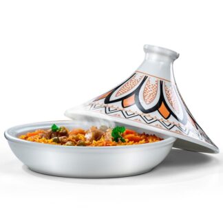 להכין תבשיל מרוקאי אותנטי עם כלי בישול והגשה מושלם !  קולקצייה פסח 2026 כבר מגיעה אלינו והיא אותנטית מתמיד  בסדרת טאנג'ירה של פוד אפיל תוכלו לראות את האטג'ינים והמגשים האובליים שיעיפו לכם את שולחן הסדר. סיר טאג'ין של  FOOD APPEAL  מסדרת כלי הבישול וההגשה TANGIRA בעיצוב מודרני. מתאים לחשמל ולתנור ובכך הופך את אוכל הקדירה לטעים בבישול מודרני אך של פעם. מראהו המעוצב מאפשר להגיש בו מאכלים בצורה דקורטיבית. מידות : קוטר 32 ס"מ  מגיע באריזת מתנה צבעונית. דגמים לבחירה: כתום | שחור.